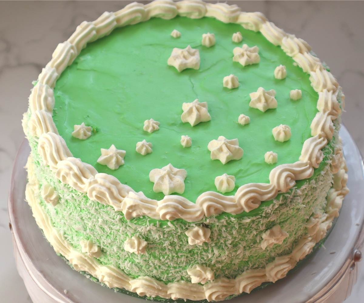 Pandan Chiffon Cake - ITSJANIUS RECIPES | Recipe | Pandan chiffon cake, Pandan  cake, Chiffon cake